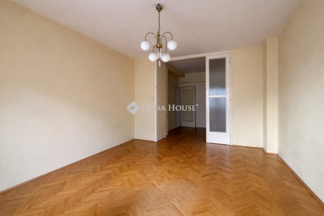 Eladó téglalakás, Budapesten, XI. kerületben 139 M Ft, 3 szobás