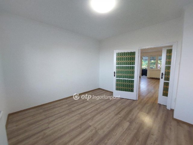 Eladó téglalakás, Szegeden 55 M Ft, 2 szobás