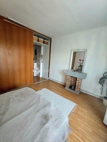 Eladó ikerház, Pécsett 84 M Ft, 5 szobás / költözzbe.hu