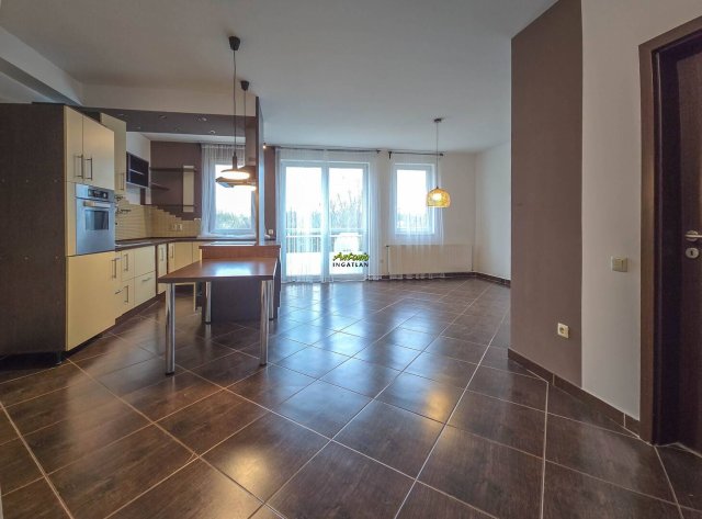 Eladó téglalakás, Sopronban 69.9 M Ft, 3 szobás