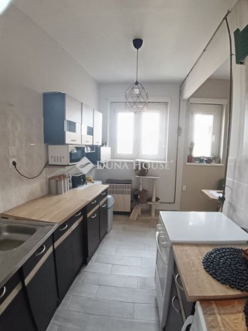 Eladó téglalakás, Budapesten, XX. kerületben 77.9 M Ft, 3 szobás