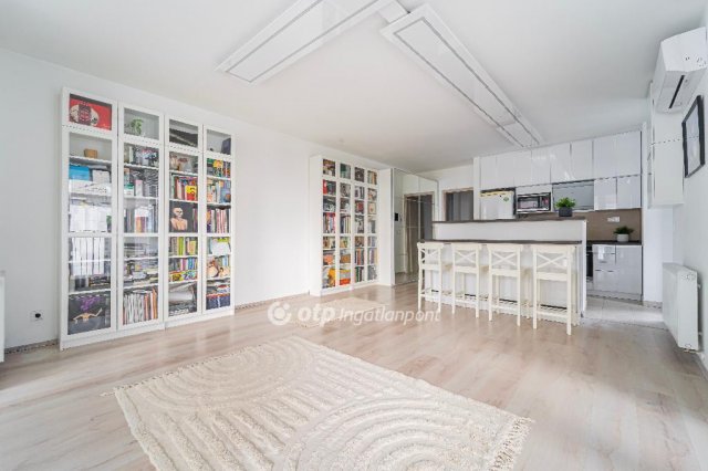 Eladó téglalakás, Budapesten, IV. kerületben 165 M Ft, 4 szobás