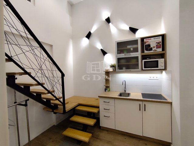 Kiadó téglalakás, albérlet, Budapesten, VII. kerületben