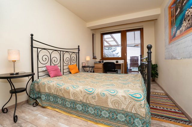 Eladó téglalakás, Budakeszin 167.8 M Ft, 4 szobás