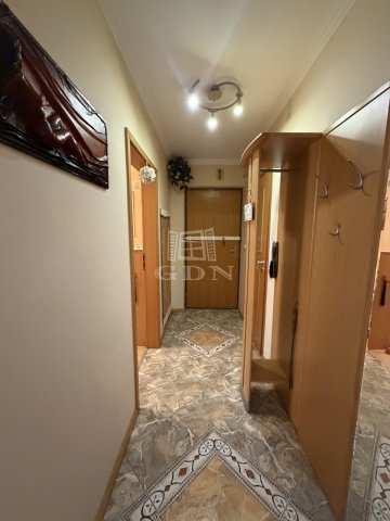 Kiadó téglalakás, albérlet, Szegeden 300 E Ft / hó, 4 szobás