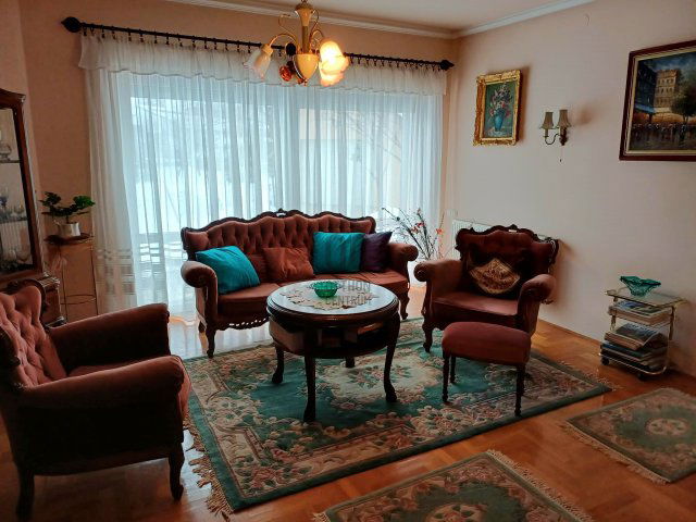 Eladó családi ház, Debrecenben 135 M Ft, 3 szobás