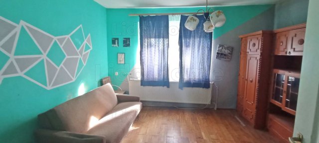 Eladó családi ház, Keszthelyen 59.9 M Ft, 3 szobás