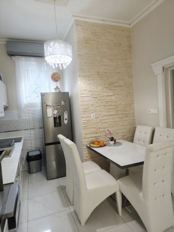 Eladó téglalakás, Makón 44 M Ft, 2 szobás