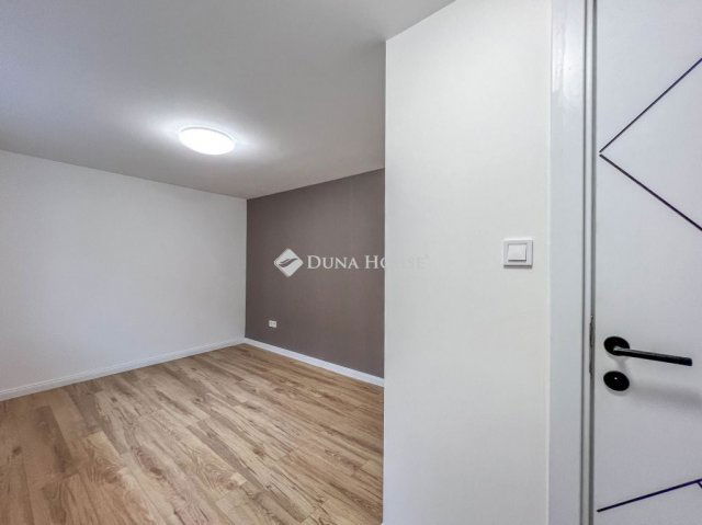 Eladó téglalakás, Budapesten, XX. kerületben 26.9 M Ft, 1 szobás