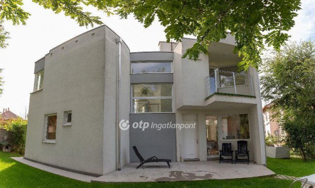 Eladó családi ház, Budapesten, XXI. kerületben 269 M Ft