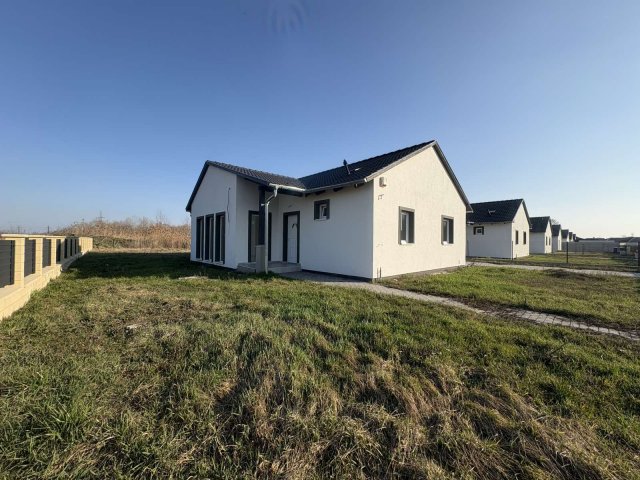 Eladó családi ház, Ráckevén 88.9 M Ft, 4 szobás