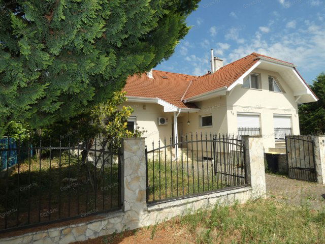 Eladó ikerház, Budapesten, XVII. kerületben 154.9 M Ft, 6 szobás