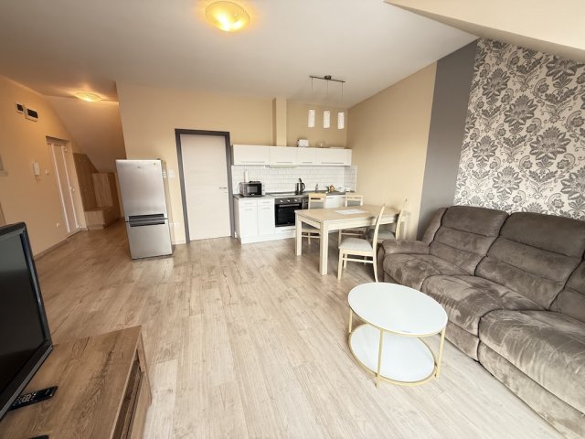 Kiadó téglalakás, albérlet, Pakson 190 E Ft / hó, 1 szobás