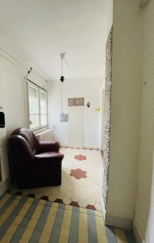 Eladó családi ház, Szolnokon 33 M Ft, 2+1 szobás