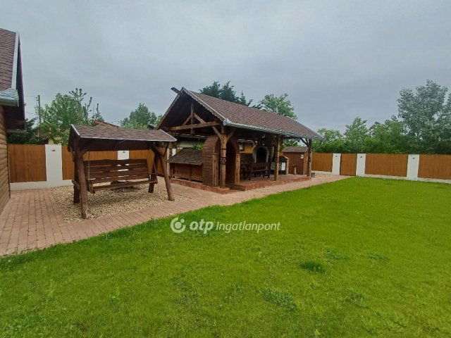 Eladó nyaraló, Dunavarsányban 84 M Ft, 1 szobás