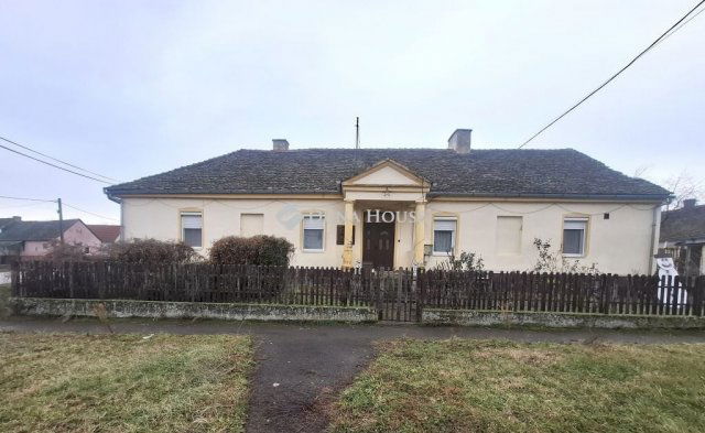 Eladó családi ház, Sumonyon 48.5 M Ft, 5 szobás