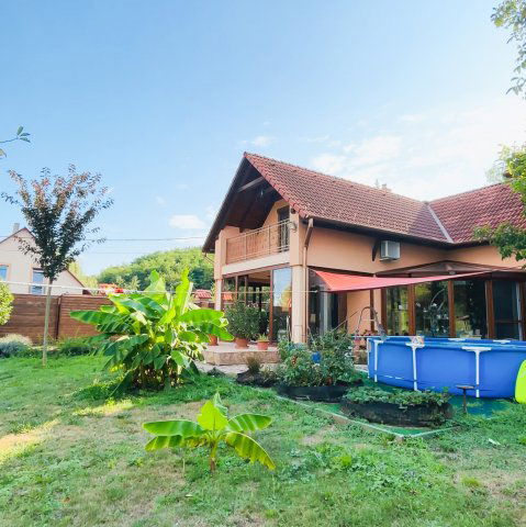 Eladó családi ház, Kaposváron, Cinege utcában 119 M Ft