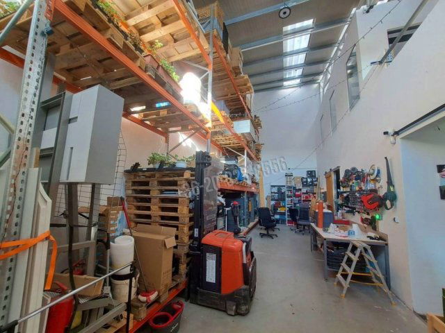 Eladó ipari ingatlan, Nagytarcsán 67 M Ft / költözzbe.hu