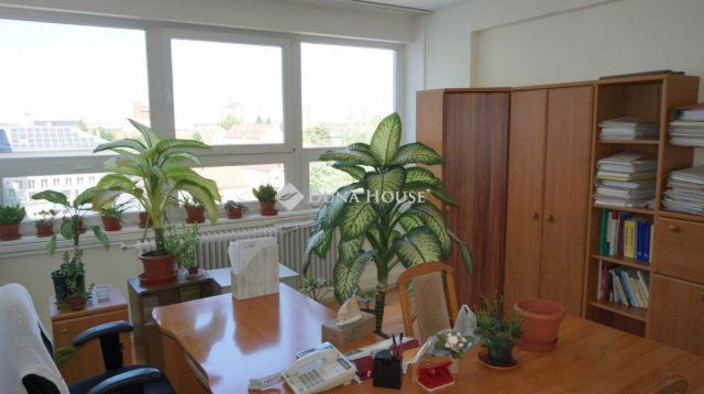 Eladó iroda, Zalaegerszegen 59.99 M Ft / költözzbe.hu