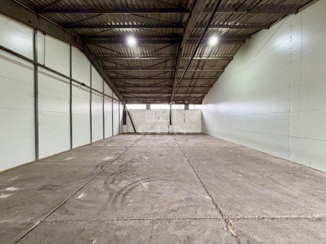 Kiadó ipari ingatlan, Vácon 278 E Ft / hó / költözzbe.hu