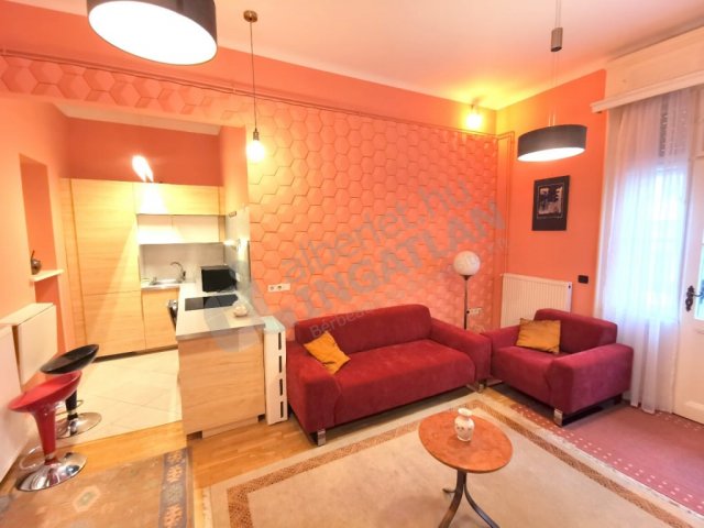 Kiadó téglalakás, albérlet, XIII. kerületben, Raoul Wallenberg utcában