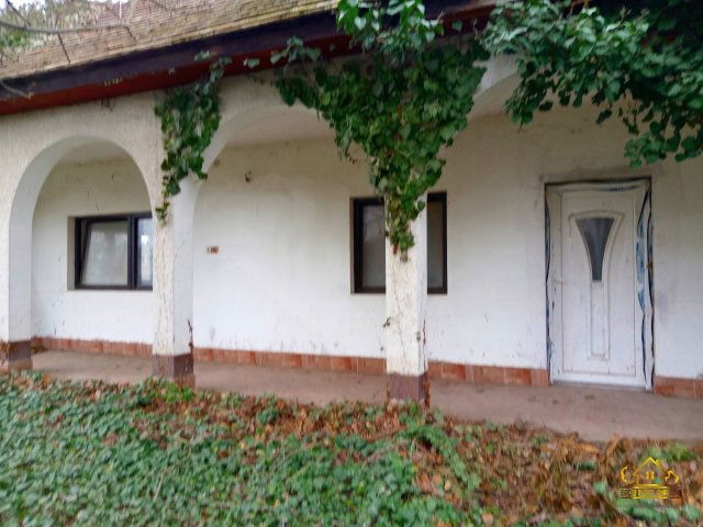 Eladó családi ház, Szigetszentmiklóson 49.9 M Ft, 2 szobás