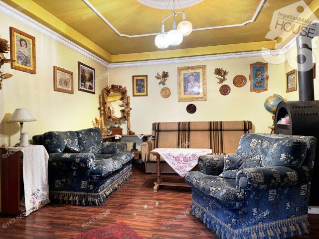 Eladó családi ház, Izsákon 18 M Ft, 3 szobás