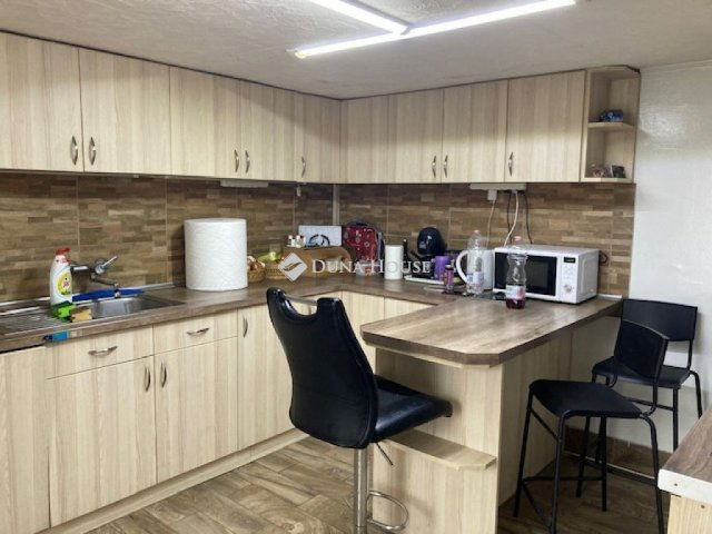 Eladó családi ház, Kiskunlacházán 34.5 M Ft, 2 szobás