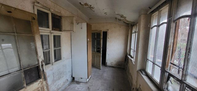 Eladó családi ház, Cegléden 26.9 M Ft, 3 szobás