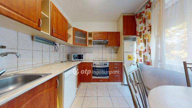 Eladó panellakás, Nyíregyházán 44.1 M Ft, 2 szobás