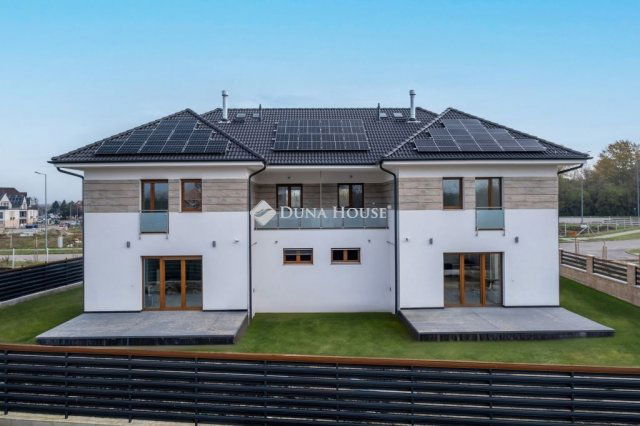 Eladó ikerház, Budapesten, XXIII. kerületben 235 M Ft, 6 szobás