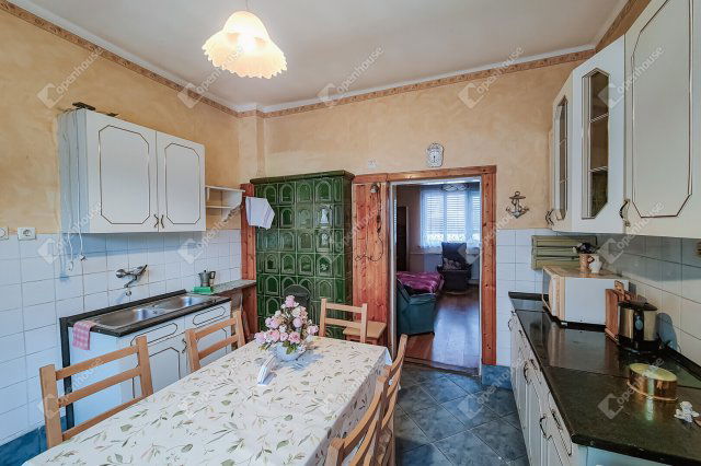 Eladó családi ház, Mosonmagyaróváron 84.99 M Ft, 2 szobás