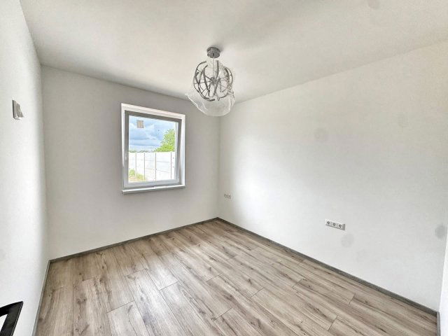 Eladó családi ház, Nyírpazonyon 81.99 M Ft, 4 szobás