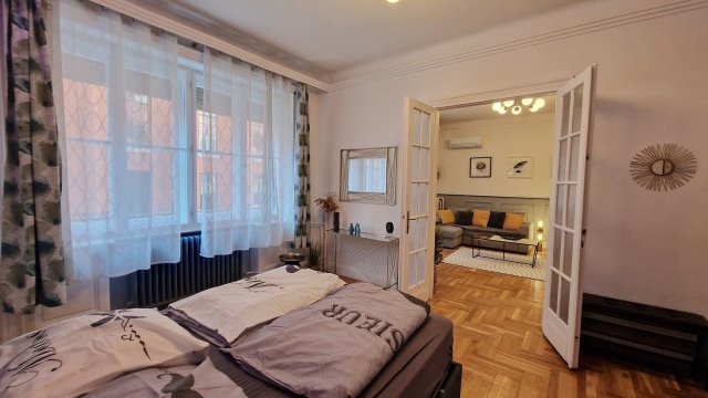 Kiadó téglalakás, albérlet, V. kerületben, Honvéd utcában