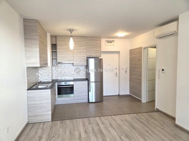 Eladó téglalakás, Budapesten, XI. kerületben 79 M Ft, 2 szobás