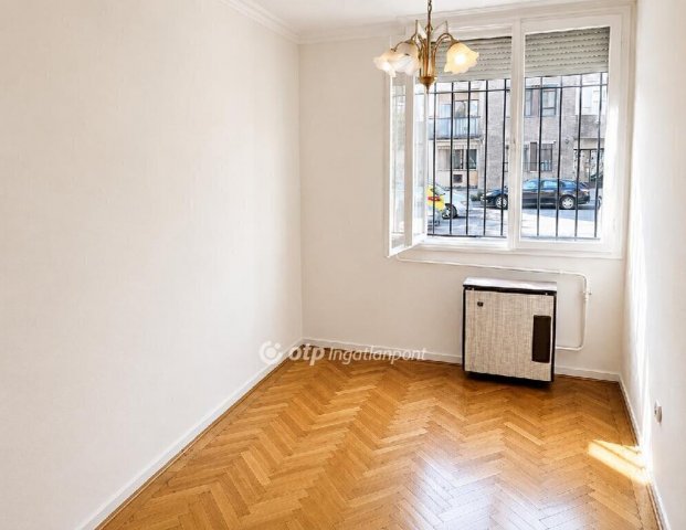 Eladó téglalakás, Budapesten, XXI. kerületben 49.9 M Ft
