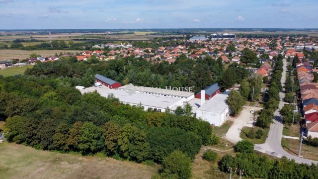 Eladó ipari ingatlan, Celldömölkön 940 M Ft