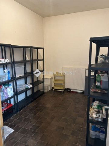 Eladó családi ház, Nagykovácsiban 350 M Ft, 5 szobás