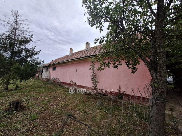 Eladó családi ház, Okányon 4.7 M Ft, 2 szobás