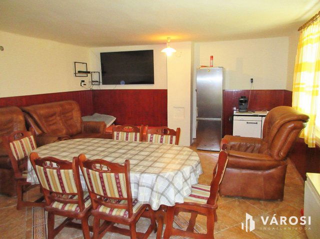 Eladó családi ház, Orosházán 32 M Ft, 3 szobás