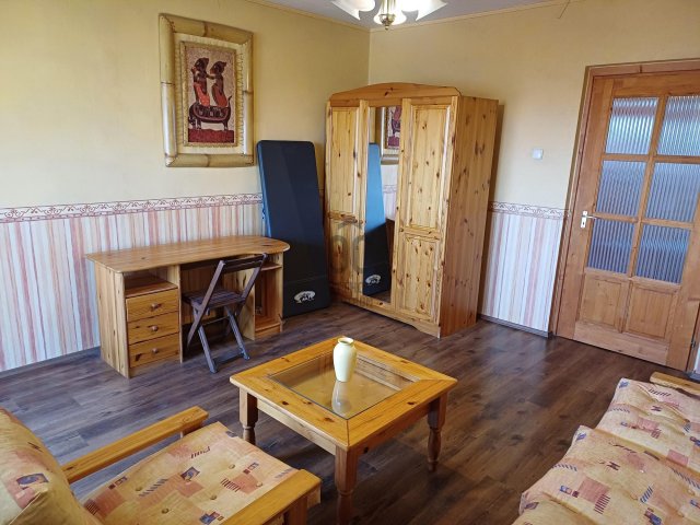 Eladó panellakás, Kecskeméten, Március 15. utcában 37.9 M Ft