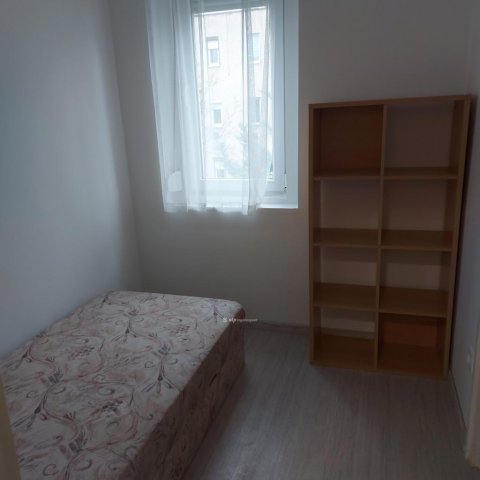 Eladó téglalakás, Szigetszentmiklóson 62.7 M Ft, 2+1 szobás