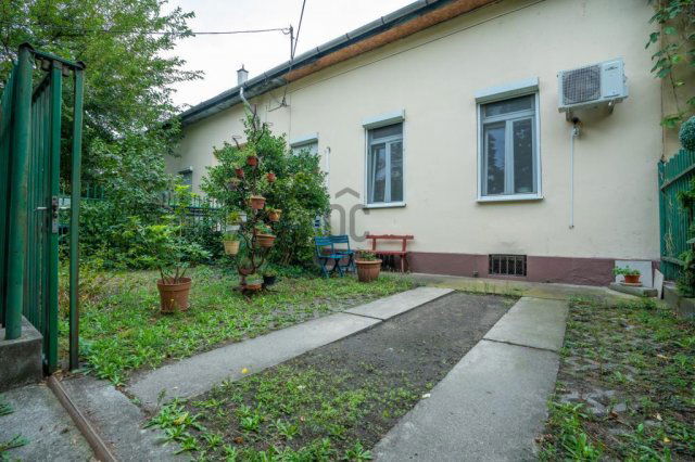 Eladó téglalakás, Budapesten, XIV. kerületben 68.4 M Ft