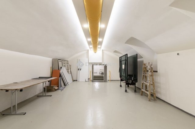 Eladó iroda, Budapesten, VI. kerületben 89 M Ft, 3 szobás