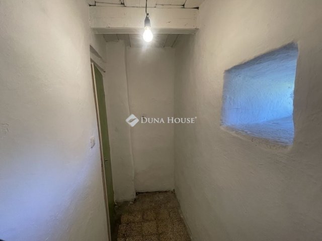 Eladó családi ház, Sülysápon 40.9 M Ft, 3 szobás