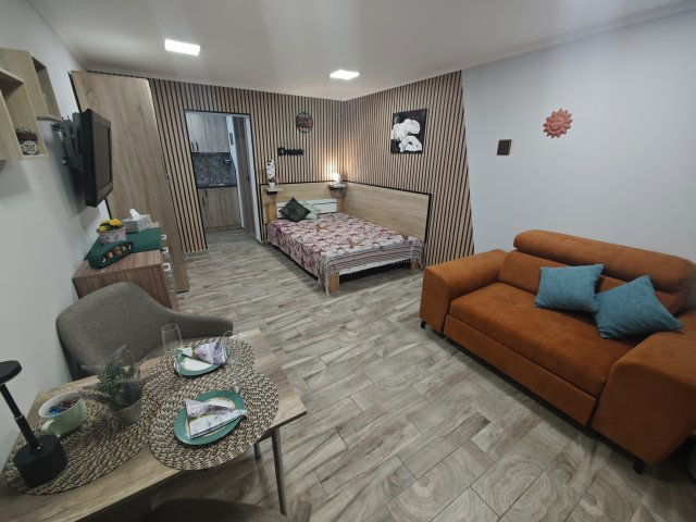 Kiadó téglalakás, albérlet, Csopakon, Sport utcában, 1 szobás