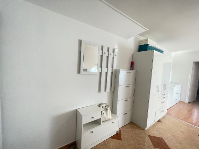 Kiadó téglalakás, albérlet, Győrött 175 E Ft / hó, 1+2 szobás