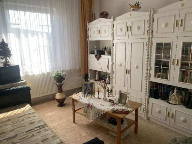 Eladó családi ház, Érpatakon 21.5 M Ft, 3 szobás