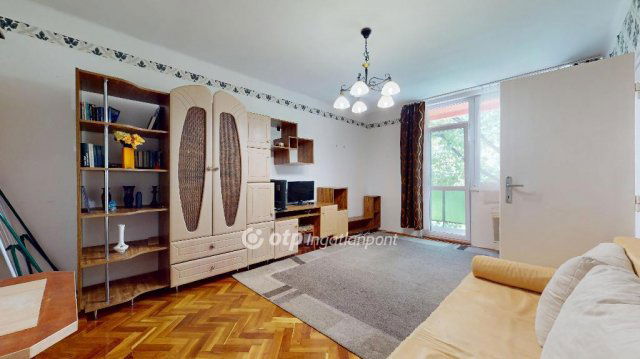 Eladó téglalakás, Kazincbarcikán 15.5 M Ft, 1 szobás