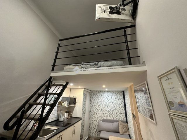 Eladó téglalakás, Budapesten, VI. kerületben 33 M Ft, 1 szobás